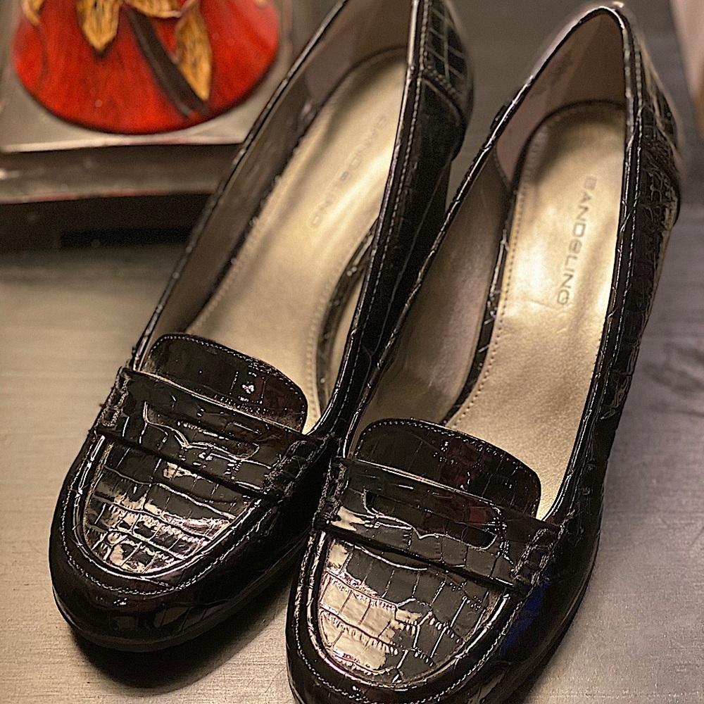 Bandolino black heal size 8 women’s Never Worn